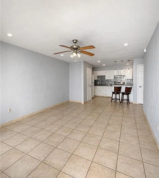 312 Gastel Cir #3 — Photo 3