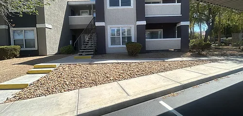 9620 W Russell Rd Photo 1