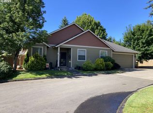 16138 NE Wasco Ct, Portland, OR 97230
