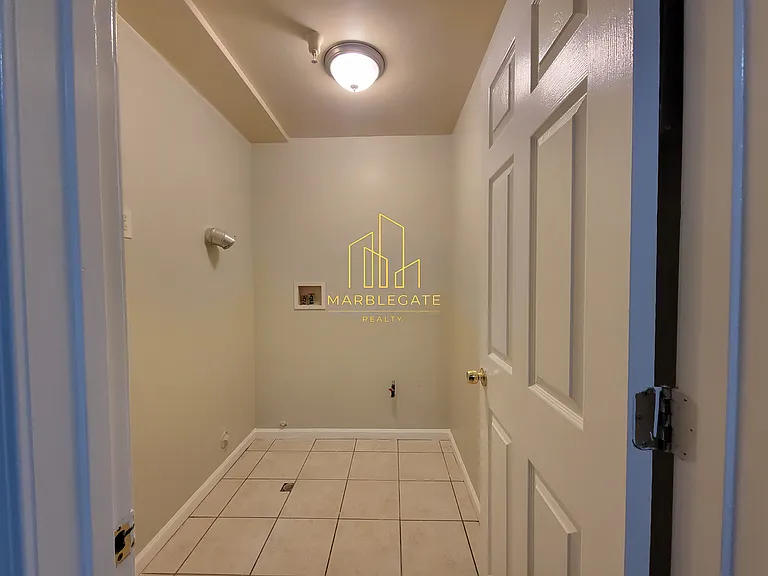 132 Fabyan Pl #11 — Photo 3