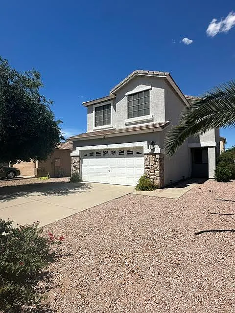 3 bed, 2.5 bath, 1364 sqft, $1,950 — Photo 1