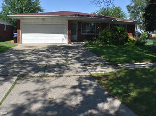 14105 Stanley Dr, Warren, MI 48088