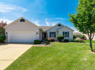 3342 Glenn Oak Dr, South Bend, IN 46628