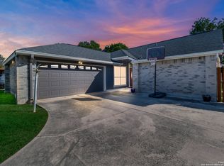 9520 Woodland Hills, San Antonio, TX 78250