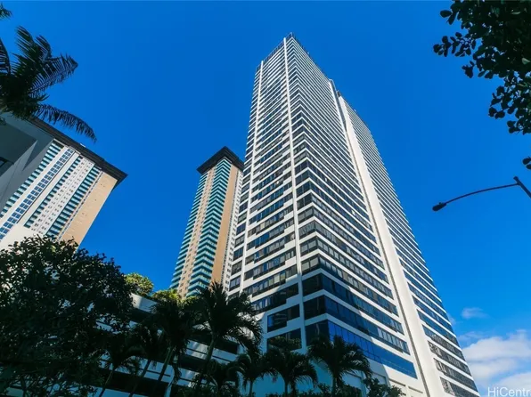 876 Curtis St APT 2203, Honolulu, HI 96813