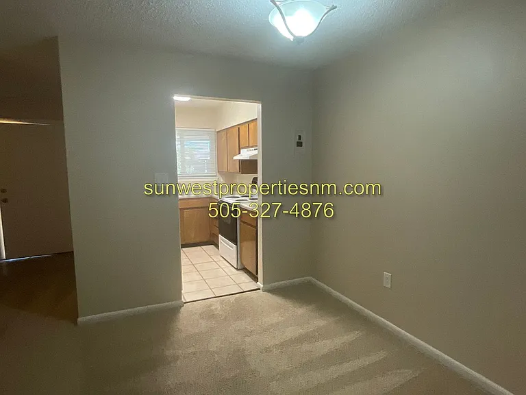 2400 N Dustin Ave — Photo 6