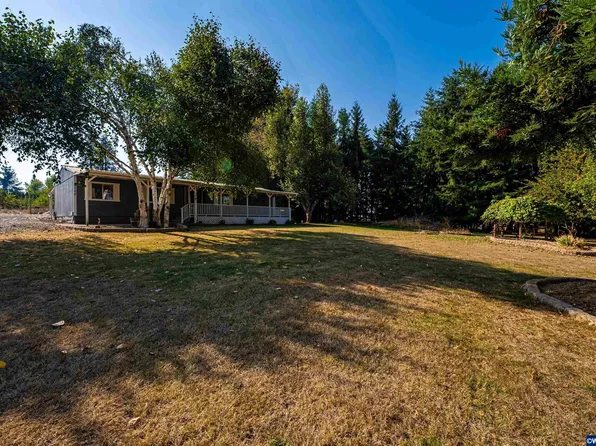 8155 Triplejoy Ln SE, Aumsville, OR 97325