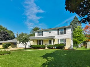 4206 Villa Wood Cir, Rockford, IL 61107