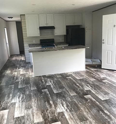 1st image of 14067 Manowar Ln
