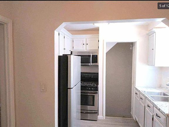 5th image of 14160 Evergreen Rd