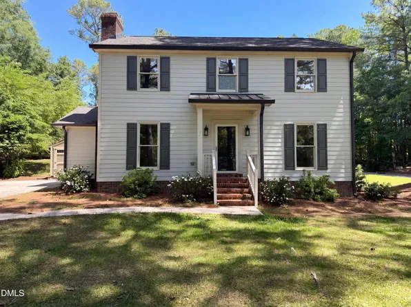 600 Stratford Dr, Zebulon, NC 27597