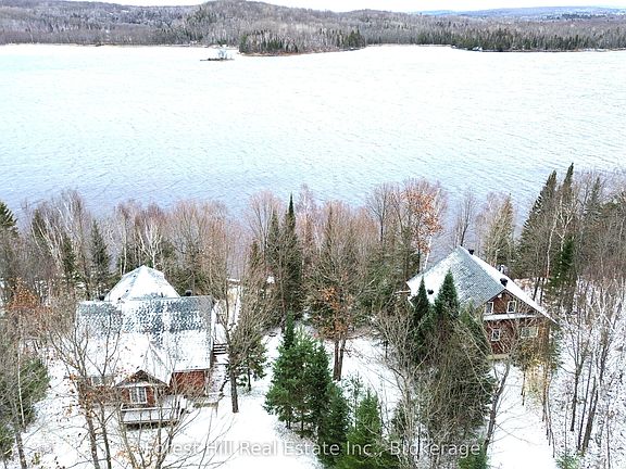 3rd image of 919 Limberlost Point Rd