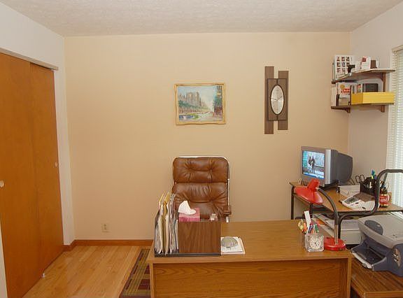 5th image of 8667 Totempole Dr
