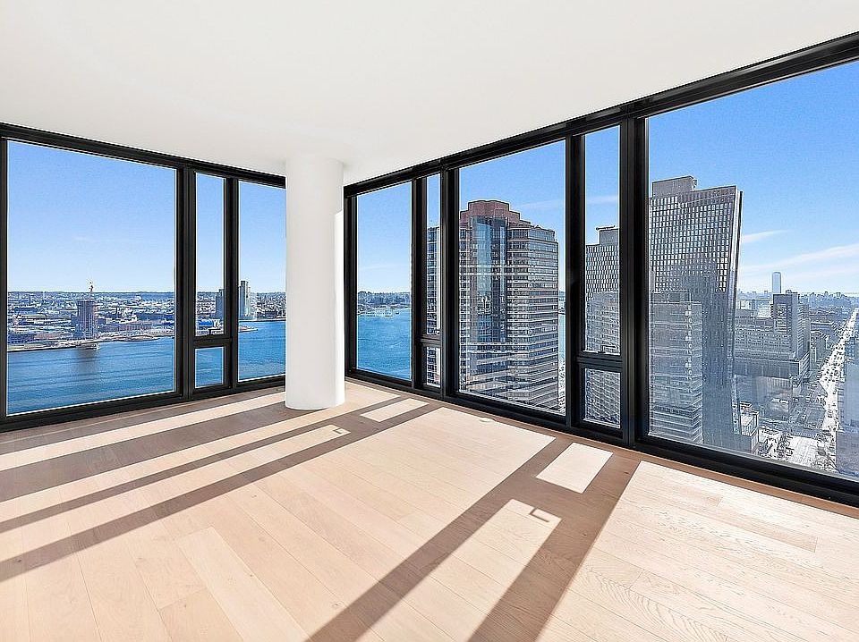 1st image of 695 1st Ave #35D