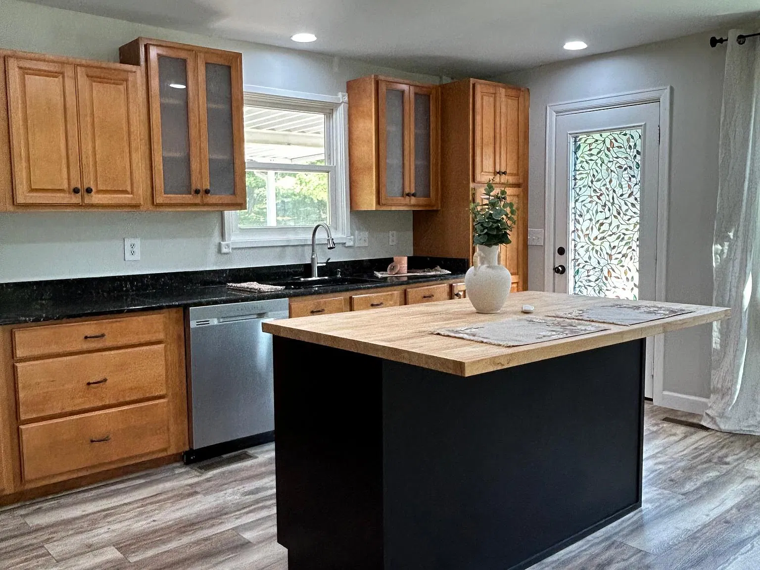 2632 Owens Dr — Photo 3