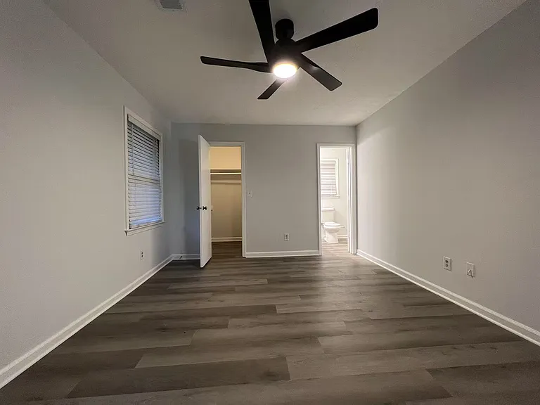 5020 Leeshire Trl — Photo 11