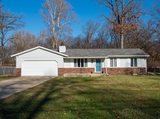 20383 Brick Rd, South Bend, IN 46637