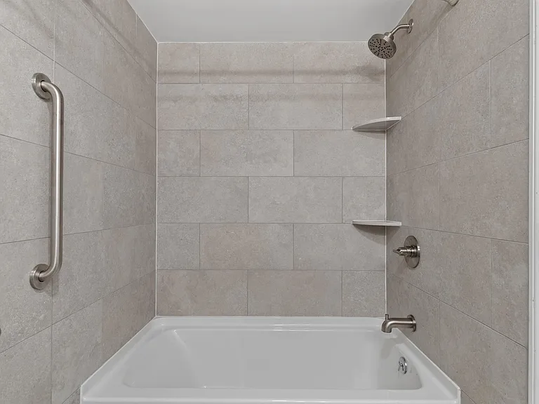 720 23rd St #1 — Photo 11