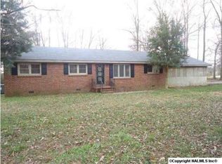 21276 Looney Rd, Athens, AL 35613
