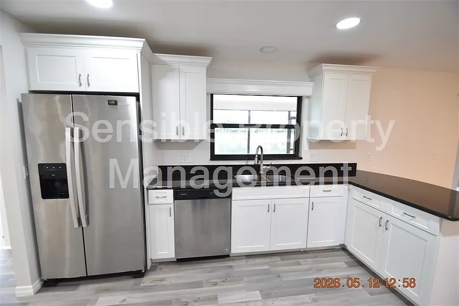 Building Photo - 9107 Cypresswood Cir