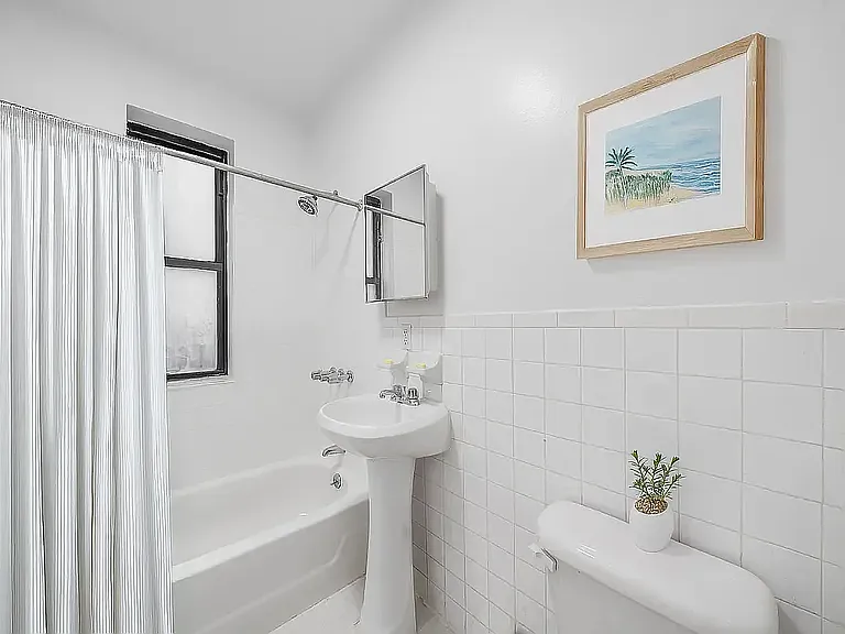 728 W 181st St #49 — Photo 3