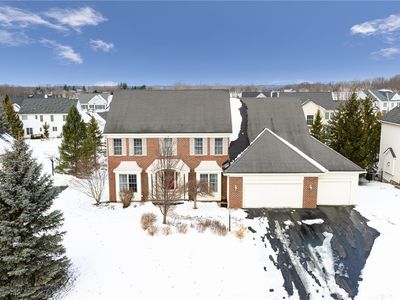 25 Rollins Xing, Pittsford, NY, 14534