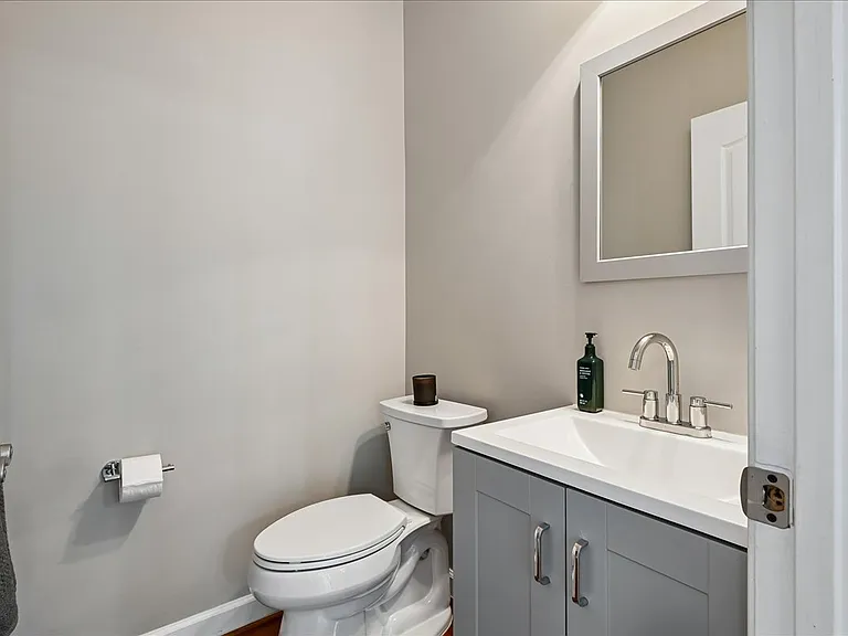 441 Penwood Dr — Photo 8