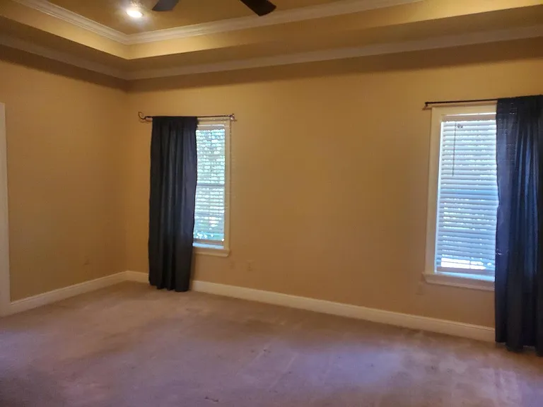 571 Rodeo Dr — Photo 15