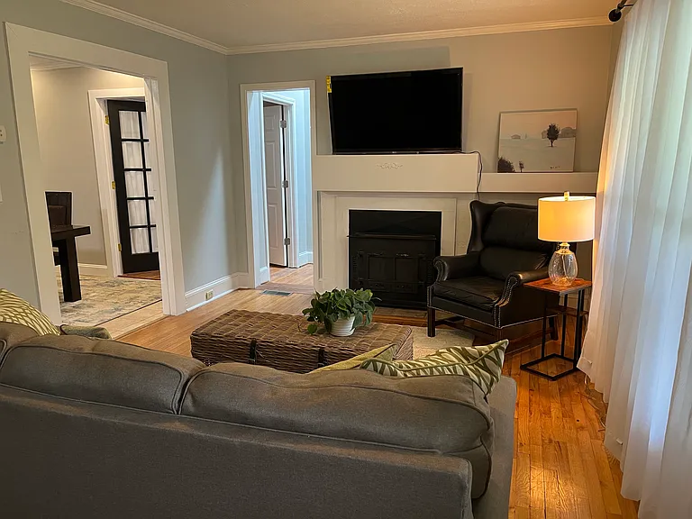 204 Louise Ave #5/6 — Photo 6
