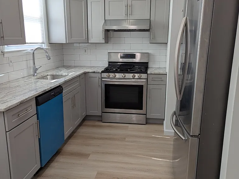 723 Gorman St — Photo 3