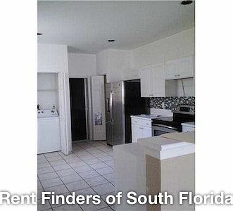 2nd image of 2247 Pasadena Way