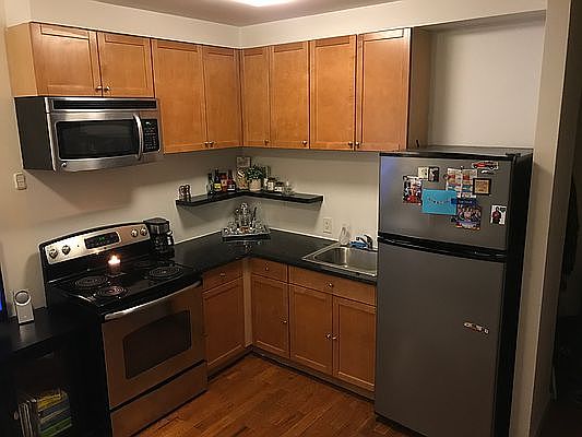 5th image of 73 Pineapple St APT 4R