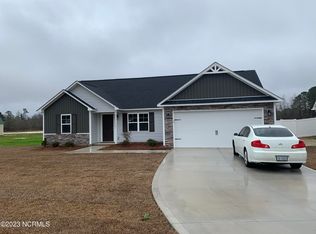 1824 Riggs Rd, Maysville, NC 28555