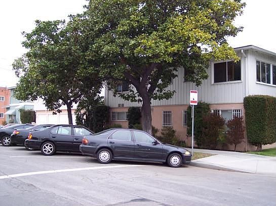 corner lot view