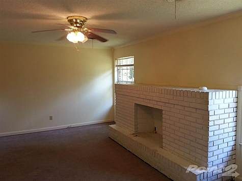 4th image of 714 N 59th Ave