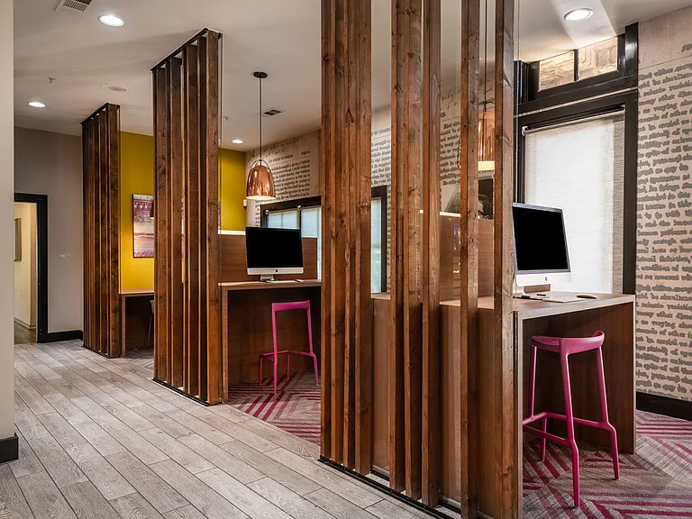 12100 Metric Blvd — Photo 15