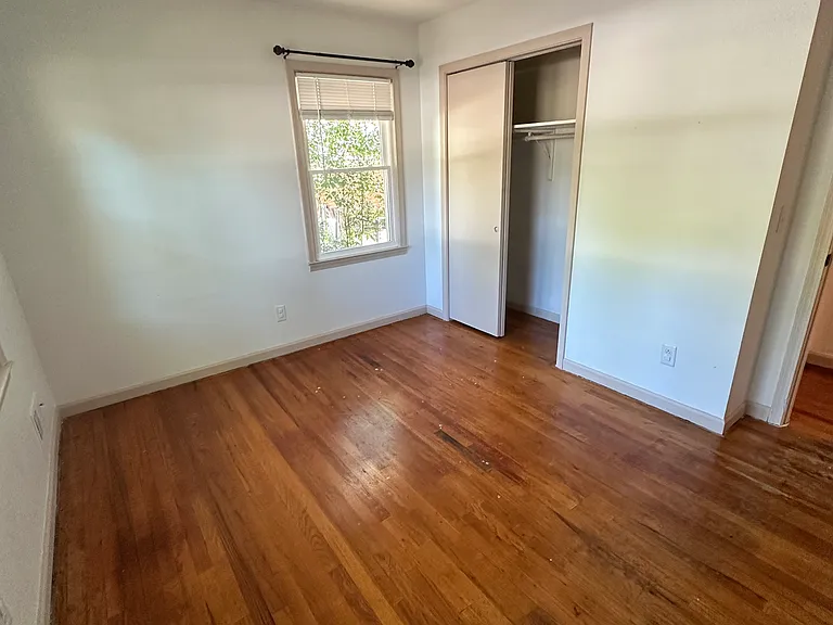 2407 Valleybrook Rd — Photo 20