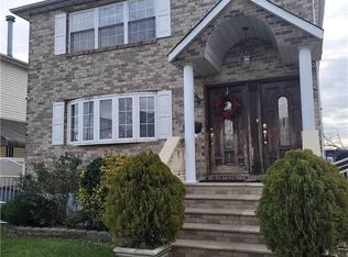15043 129th St, South Ozone Park, NY 11420
