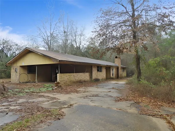 216 Johnson Ln, Many, LA 71449