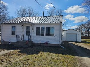 615 Concord St, Lamont, IA 50650