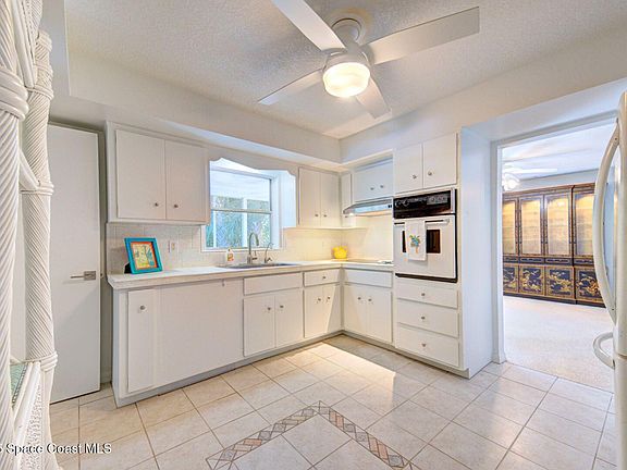 5th image of 6545 Floridana Ave