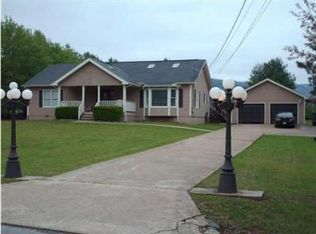 510 Allgood Rd, Flintstone, GA 30725