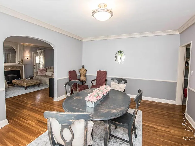 2931 Ewing Ave S #1 — Photo 3