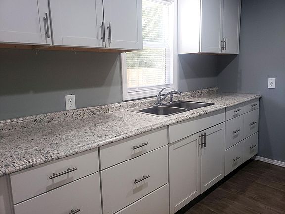 5th image of 1510 Hite Blvd