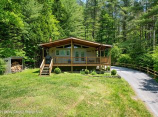 15 High St E, Shandaken, NY 12480