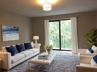 305 Riverside Ave APT 42, Medford, MA 02155