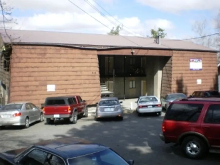 735 NE Maple St — Photo 29