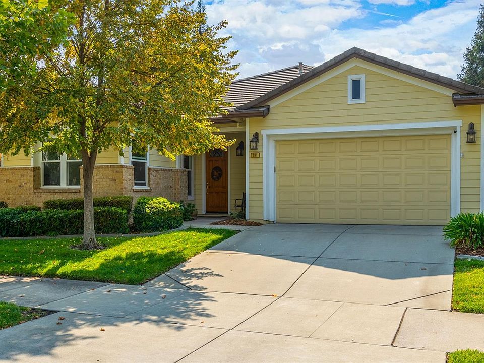 1st image of 381 Mill Valley Cir N