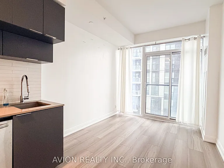 181 Dundas St E #2501 — Photo 5