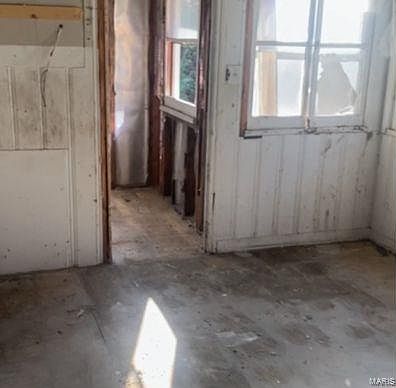 4th image of 5220 Hamilton Ave